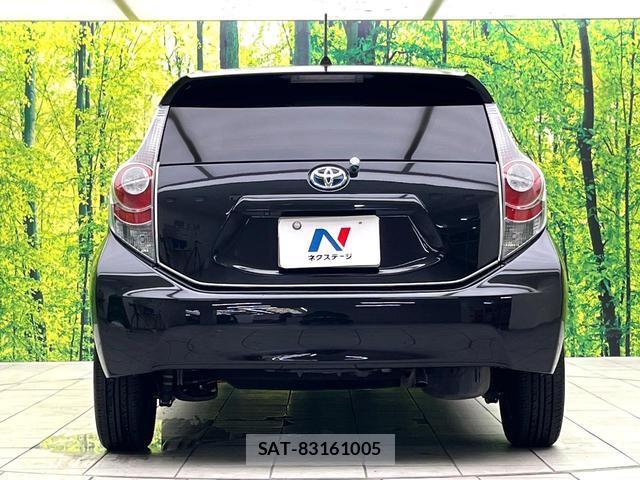Toyota AQUA 2013-09 8730414-14