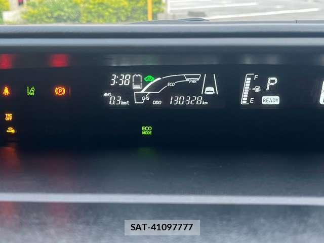 Toyota AQUA 2016-12 8730420-10