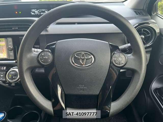 Toyota AQUA 2016-12 8730420-14
