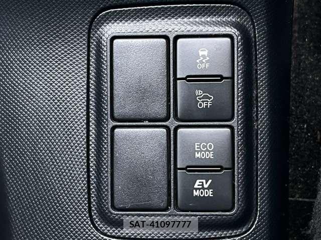 Toyota AQUA 2016-12 8730420-17