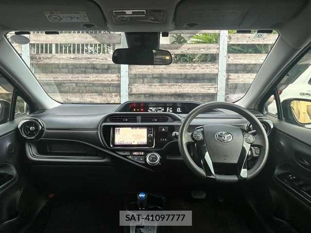 Toyota AQUA 2016-12 8730420-4