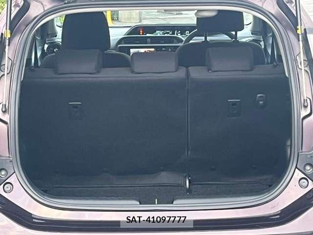 Toyota AQUA 2016-12 8730420-9