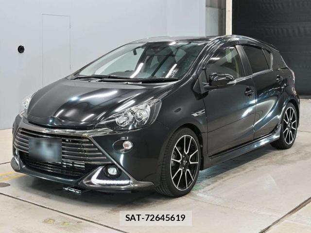 Toyota AQUA 2015-09 8730637-0