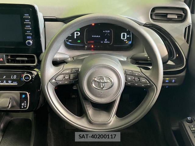Toyota AQUA 2021-10 8730957-10