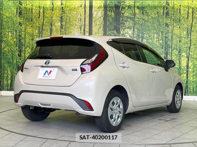 Toyota AQUA 2021-10 8730957-16