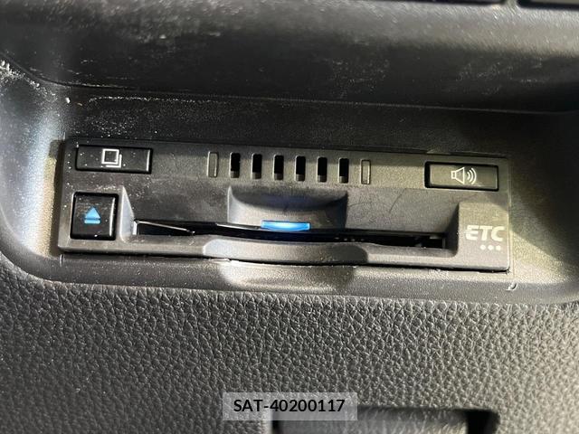 Toyota AQUA 2021-10 8730957-5