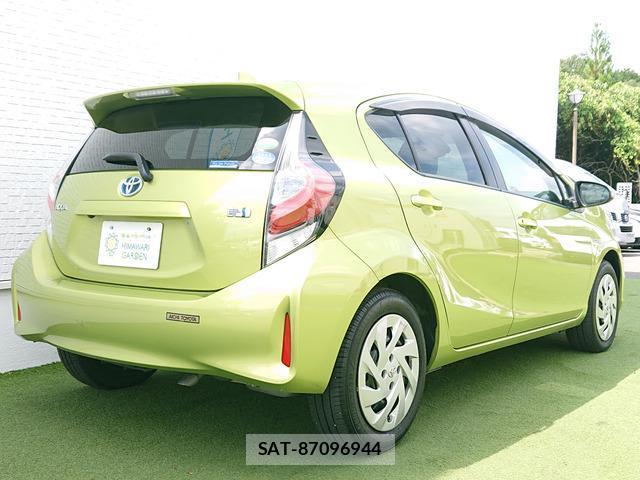 Toyota AQUA 2017-07 8731181-1