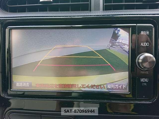 Toyota AQUA 2017-07 8731181-17