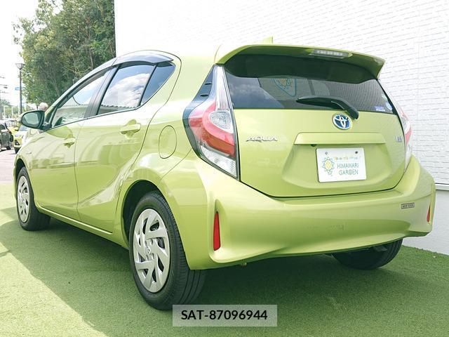 Toyota AQUA 2017-07 8731181-3