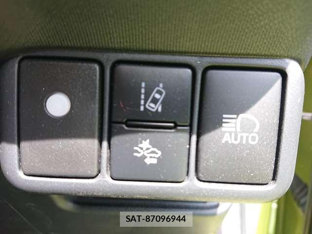 Toyota AQUA 2017-07 8731181-5