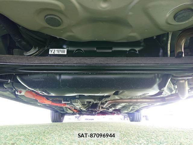 Toyota AQUA 2017-07 8731181-8