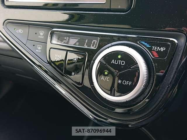 Toyota AQUA 2017-07 8731181-9