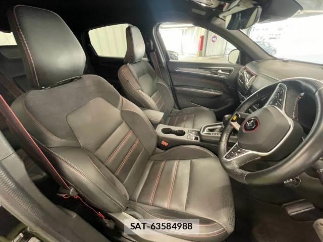 Renault Arkana 2022-06 8731331-10