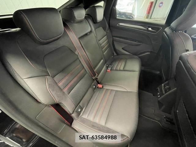 Renault Arkana 2022-06 8731331-11