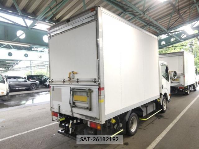 Nissan ATLAS 2015-12 8730145-4