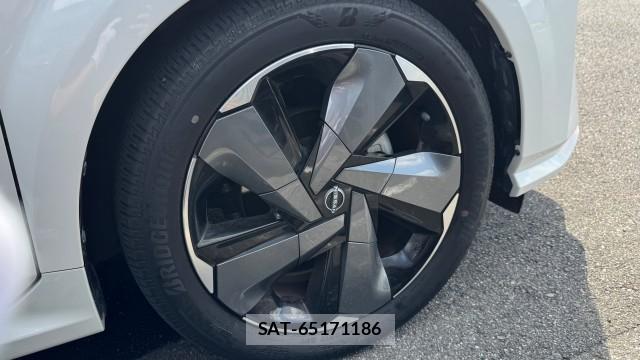 Nissan AURA 2022-04 8729540-6