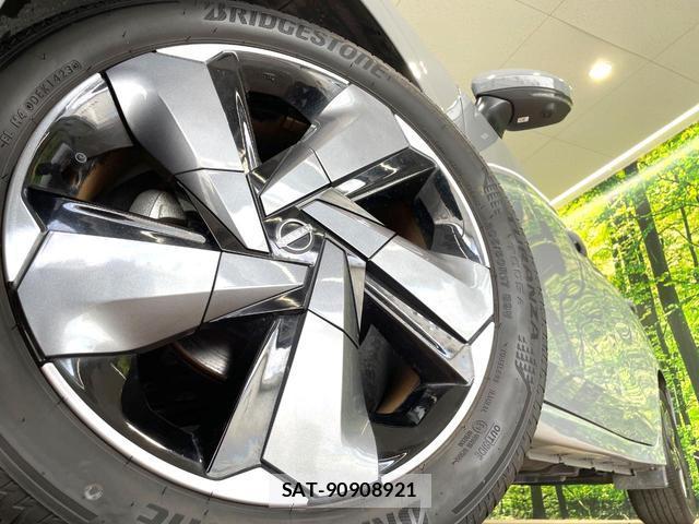 Nissan AURA 2023-12 8729694-12