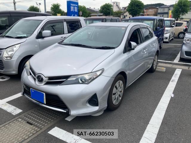 Toyota AURIS 2012-11 8727345-13