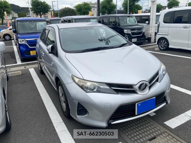 Toyota AURIS 2012-11 8727345-2