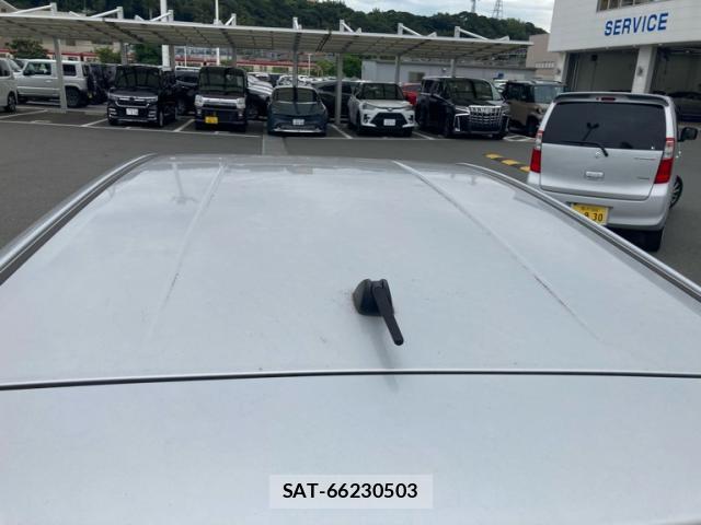 Toyota AURIS 2012-11 8727345-4
