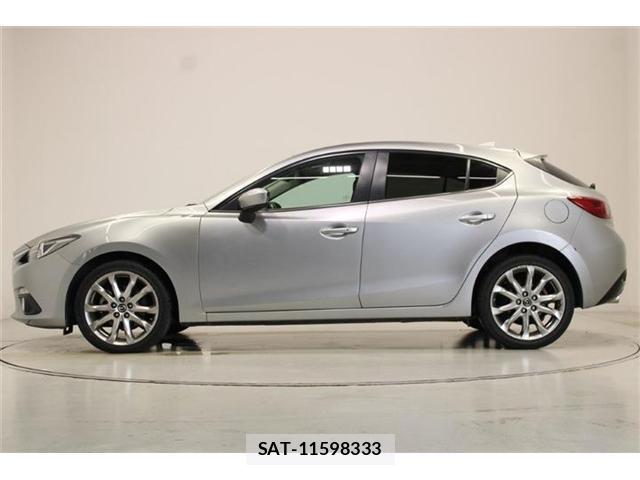 Mazda AXELA SPORT 2015-05 8726021-8