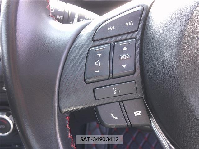 Mazda AXELA SPORT 2016-01 8726968-15