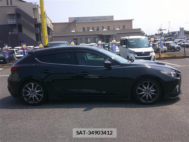 Mazda AXELA SPORT 2016-01 8726968-3