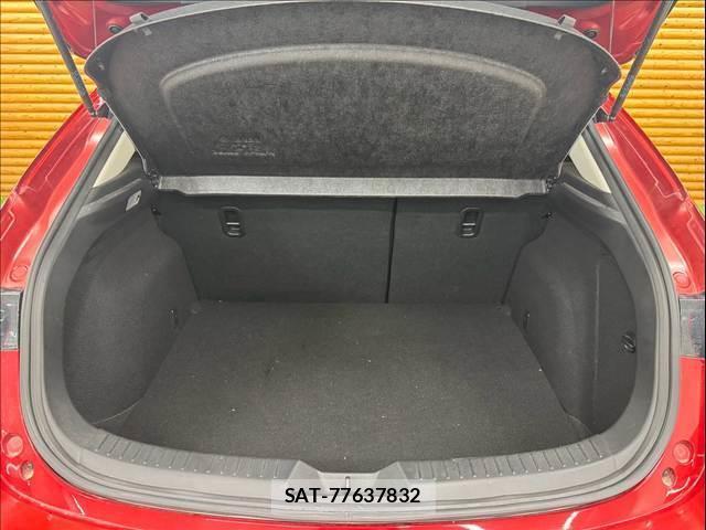 Mazda AXELA SPORT 2014-09 8727721-12