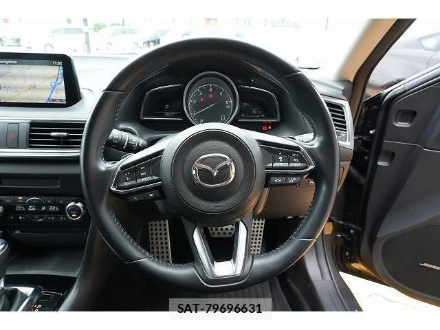Mazda AXELA SPORT 2016-09 8730559-3