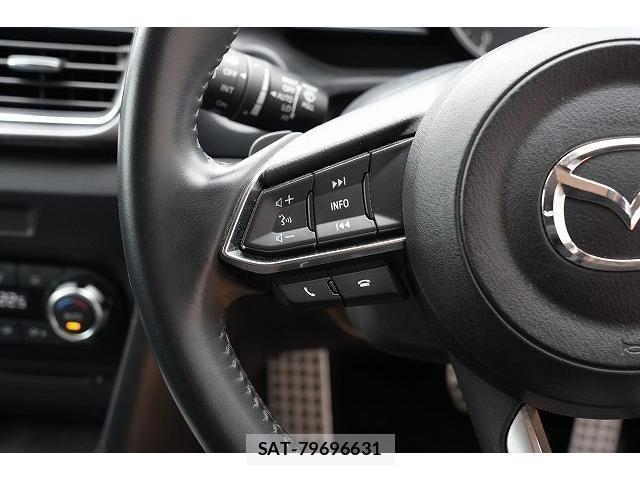 Mazda AXELA SPORT 2016-09 8730559-4