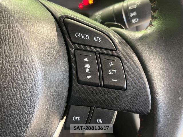 Mazda AXELA SPORT 2014-11 8730995-5