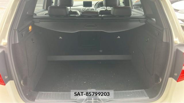 Mercedes Benz B-CLASS 2016-04 8729553-17