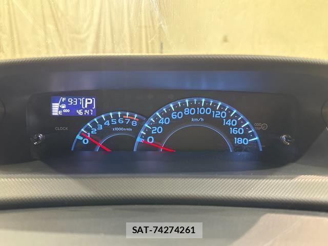 Toyota BB 2016-01 8731432-10