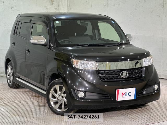 Toyota BB 2016-01 8731432-12