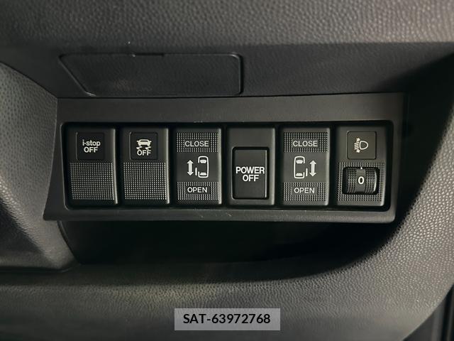 Mazda BIANTE 2014-03 8731438-4