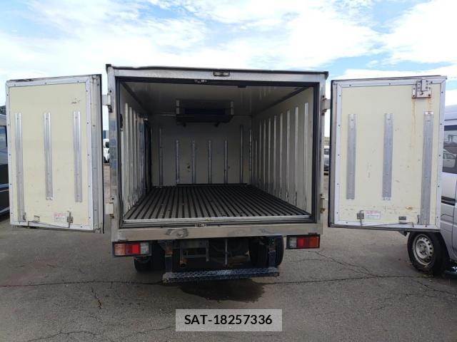 Mazda BONGO TRUCK 2010-08 8729057-5