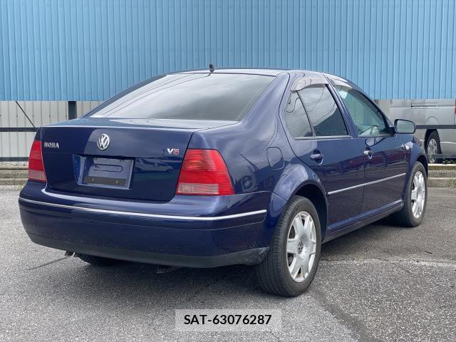 VolksWagen BORA 2003-07 8728304-1