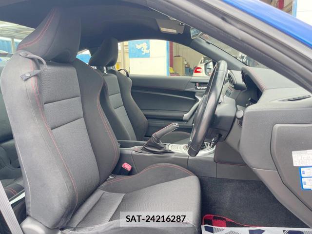 Subaru BRZ 2016-11 8727967-9
