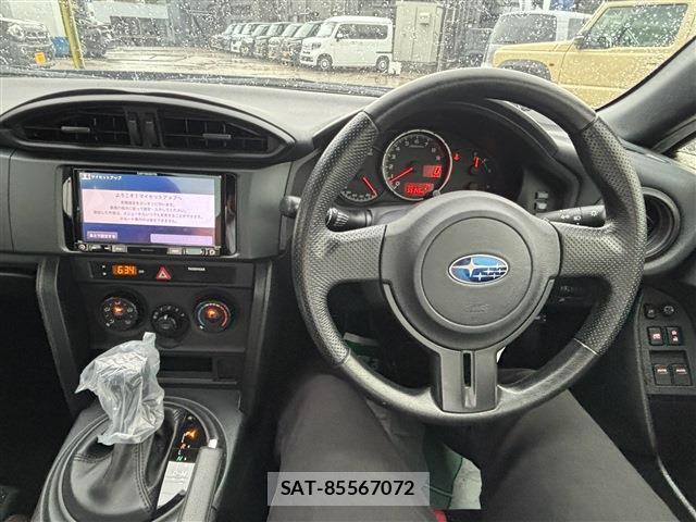 Subaru BRZ 2015-11 8728314-19