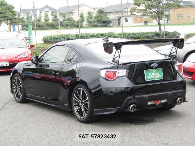 Subaru BRZ 2015-12 8731156-12