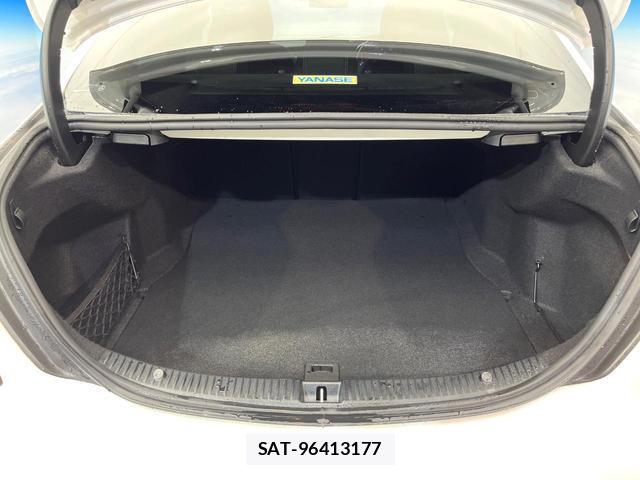 Mercedes Benz C-CLASS 2019-07 8725988-12