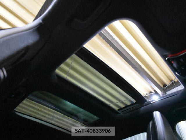 Mercedes Benz C-CLASS 2022-01 8731012-4