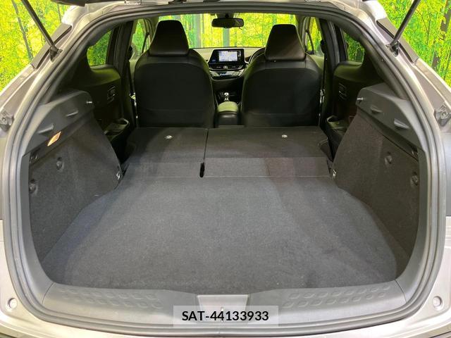 Toyota C-HR 2017-09 8725879-10
