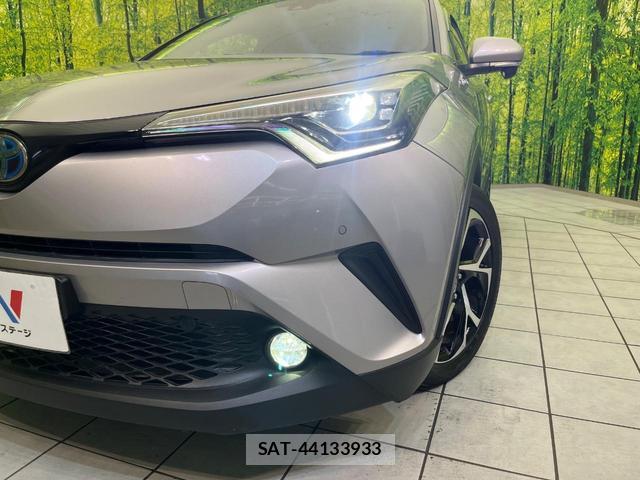 Toyota C-HR 2017-09 8725879-13