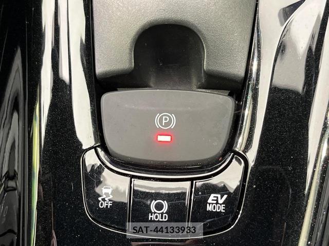 Toyota C-HR 2017-09 8725879-7
