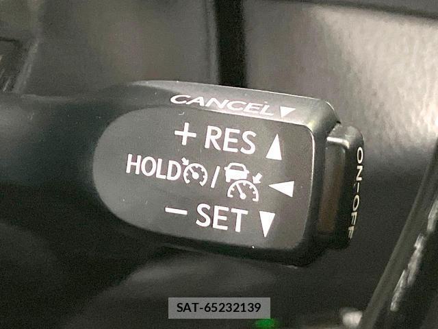 Toyota C-HR 2019-08 8726276-3