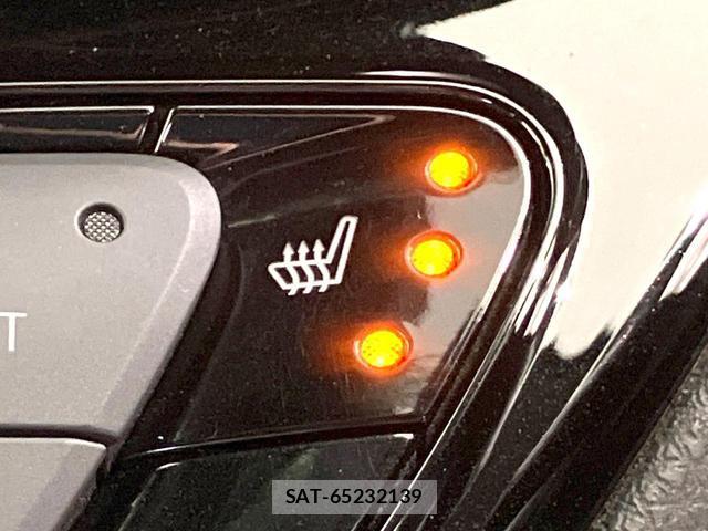 Toyota C-HR 2019-08 8726276-6