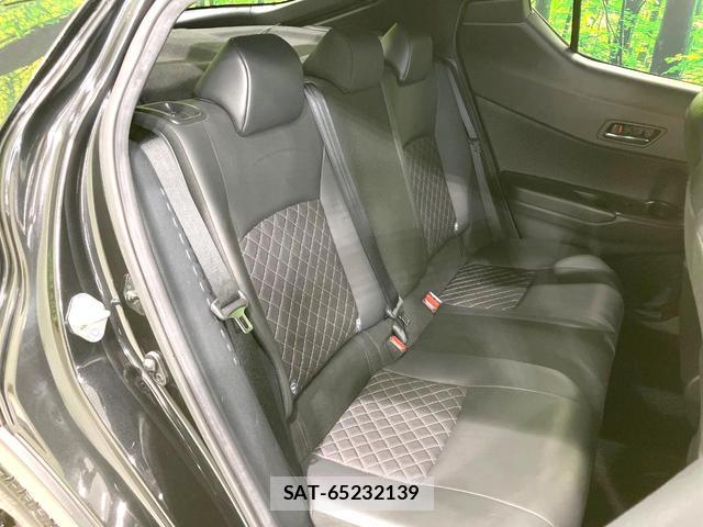 Toyota C-HR 2019-08 8726276-8