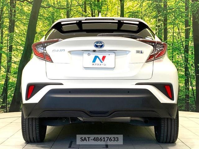 Toyota C-HR 2017-12 8726299-14