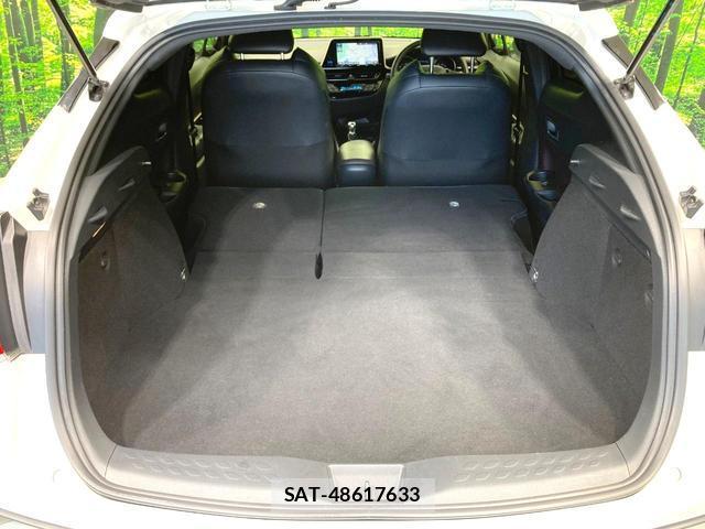 Toyota C-HR 2017-12 8726299-9